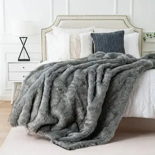 🛋️ Luxury Textiles