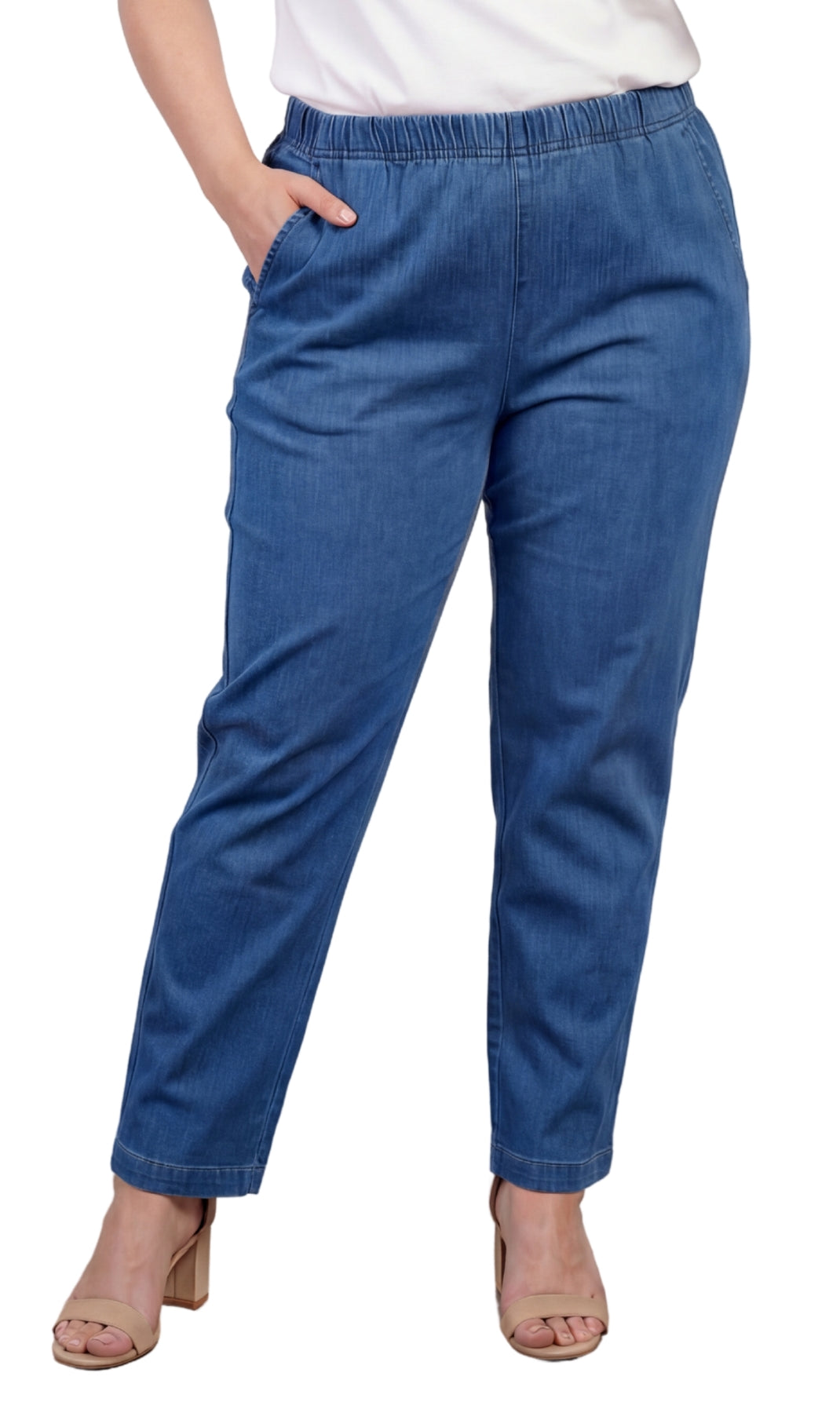 Women’s Elastic Waist Pull-On Jeans – Soft, Comfortable & Flattering Fit