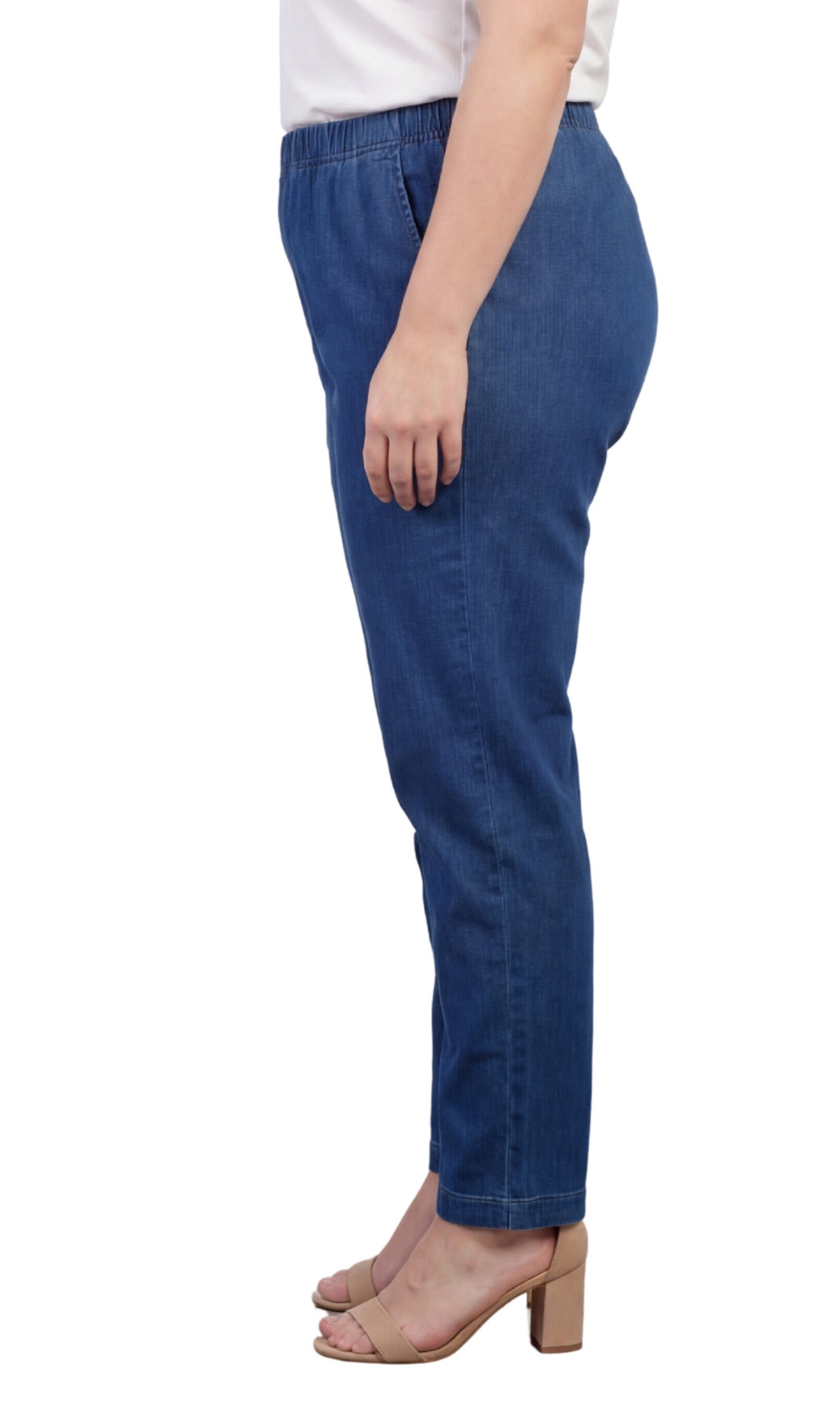 Women’s Elastic Waist Pull-On Jeans – Soft, Comfortable & Flattering Fit