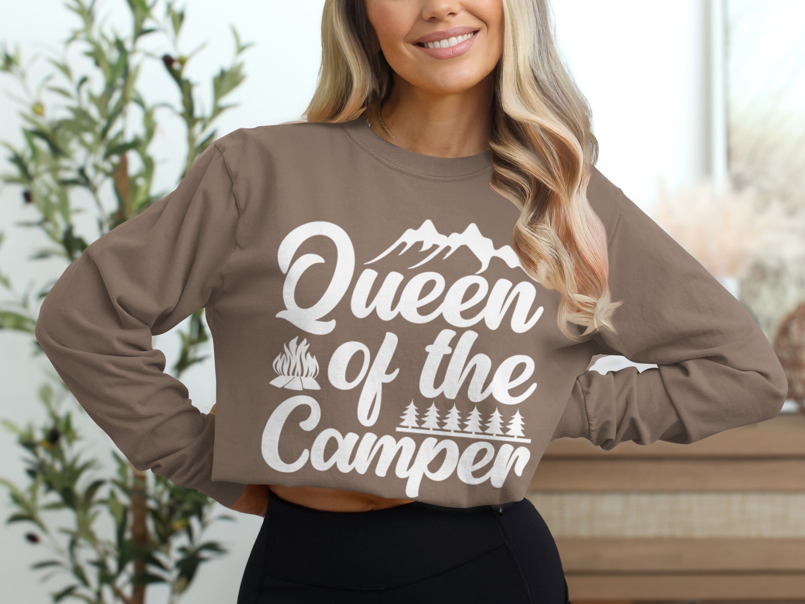 Queen of the Camper Lustiges Camping Langarmshirt