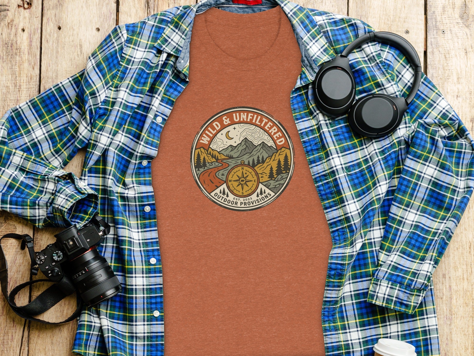 Embrace the Wild – Vintage Mountain & Compass Graphic T-Shirt