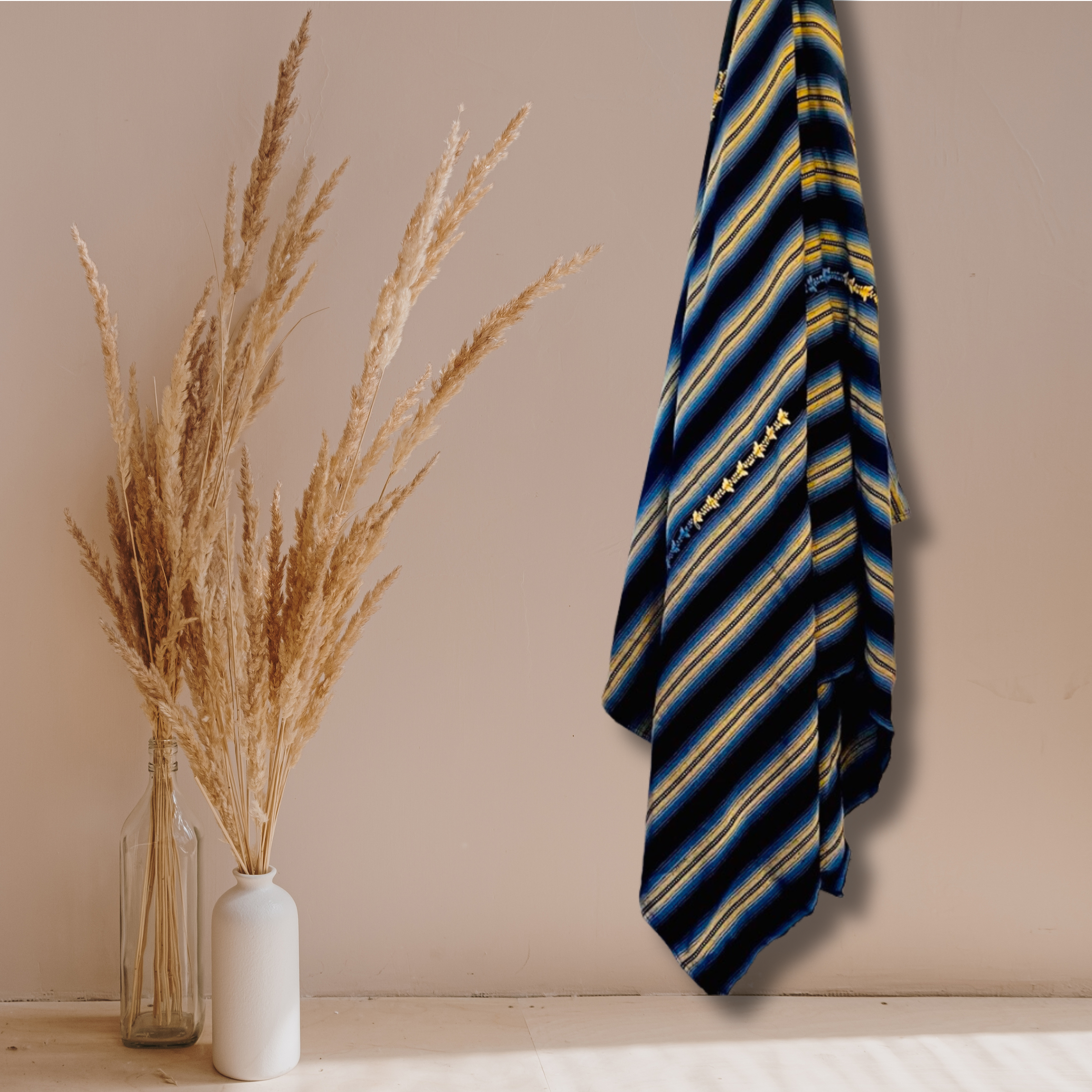 Hacienda Fair Trade Blanket — Handwoven Sarape-Style | 62" x 88" | Made in Guatemala
