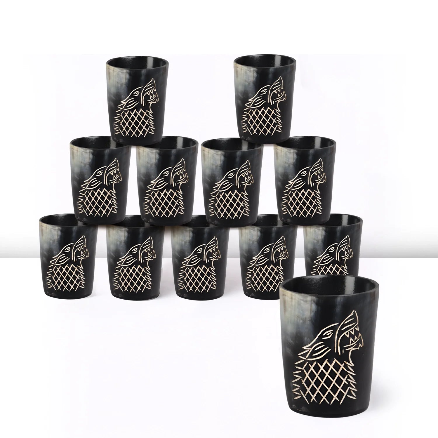 Viking Wolfshorn-Shotgläser – Handgemachtes Bar-Set aus echtem Büffelhorn