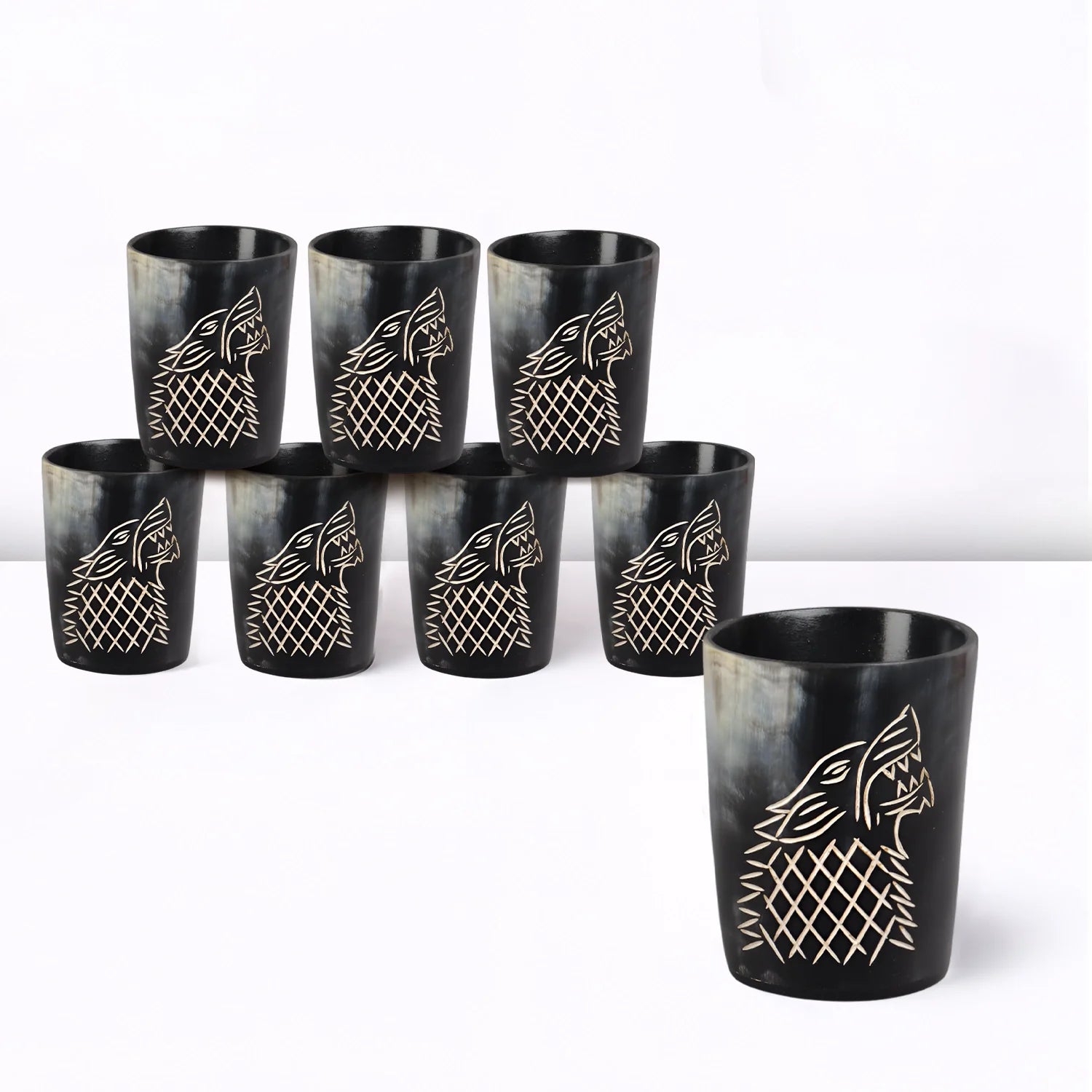 Viking Wolfshorn-Shotgläser – Handgemachtes Bar-Set aus echtem Büffelhorn