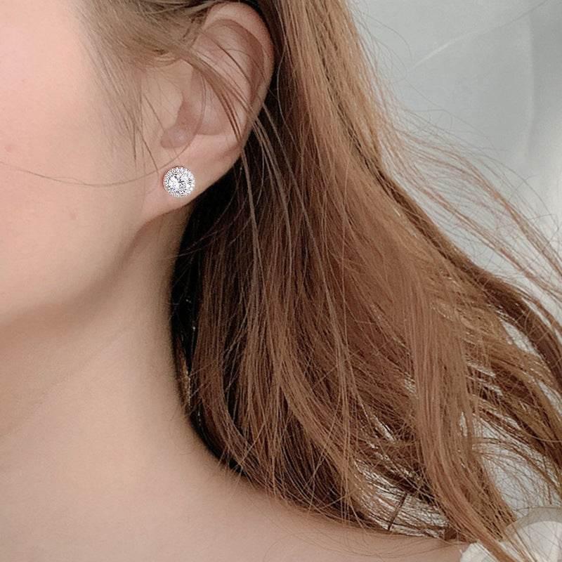 S925 Emerald Green Moissanite Halo Stud Earrings | VVS1 D-Grade 0.5–3ct