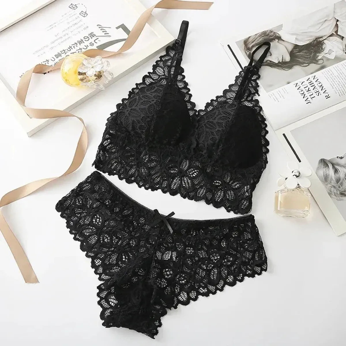 Floral Lace Wireless Bra & Brief Set – Wire-Free Embroidered Lingerie