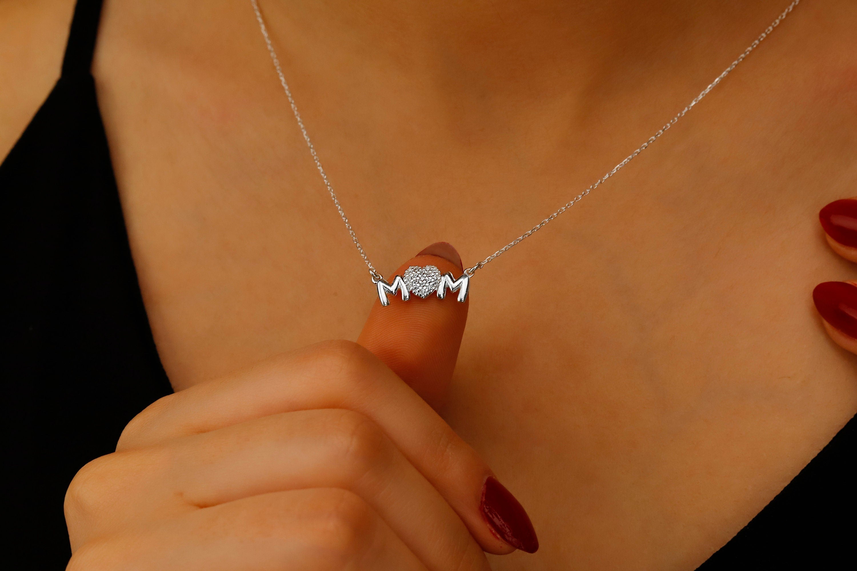 Mutter-Halskette aus Sterlingsilber mit Diamantherz – Ein herzliches Geschenk