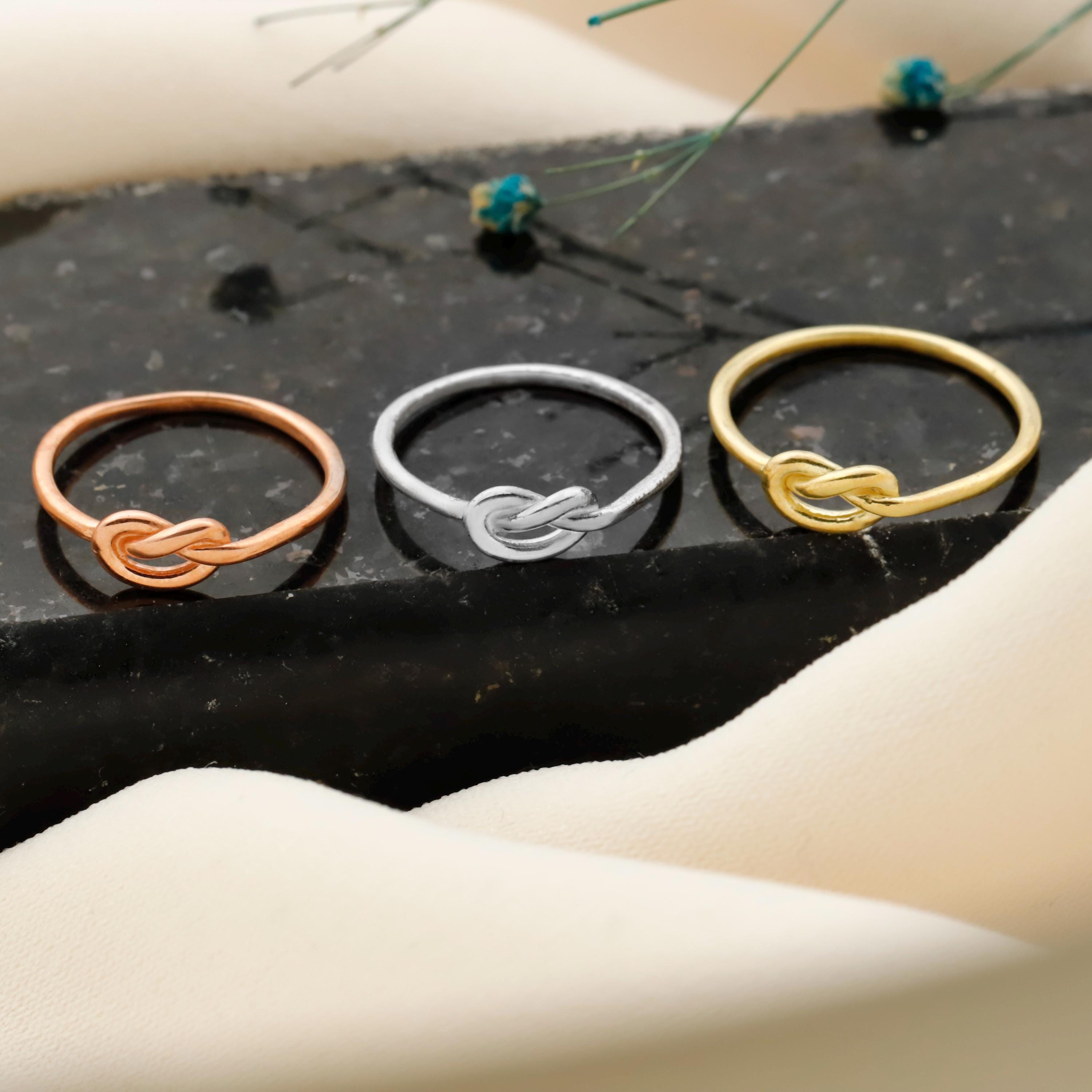 Sterling Silber Infinity-Knoten Ring – Ein Versprechen ewiger Liebe