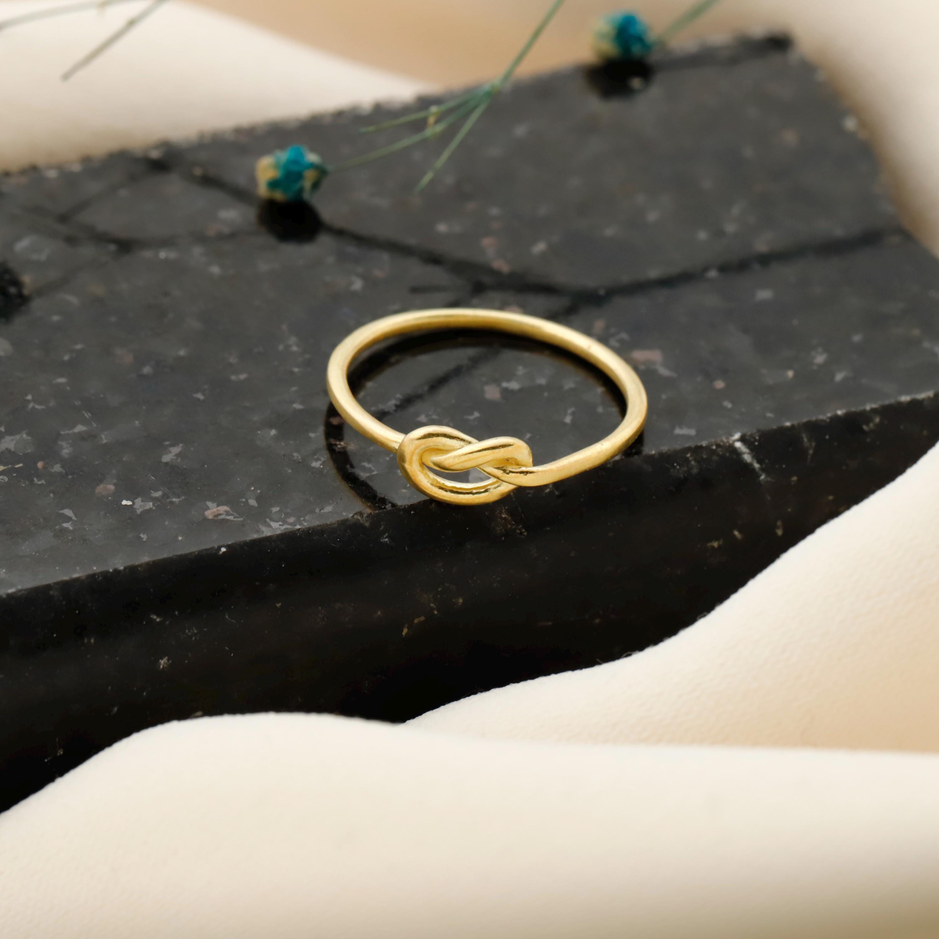 Sterling Silber Infinity-Knoten Ring – Ein Versprechen ewiger Liebe