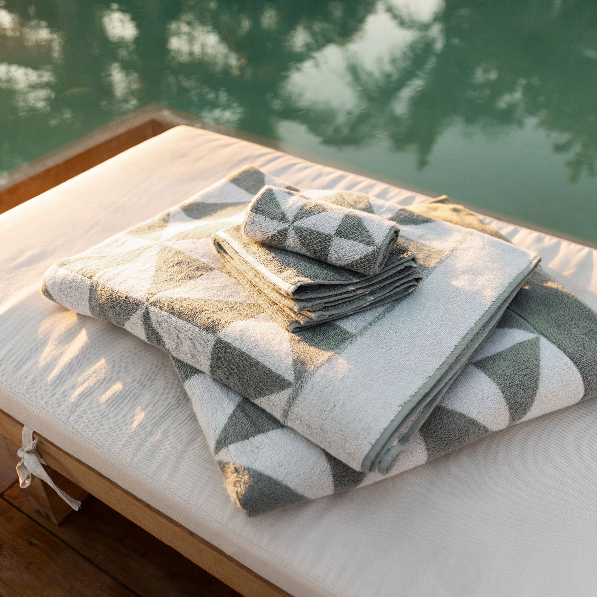 Umbra Luxury Cotton Towel Set | 600 GSM Australian Cotton