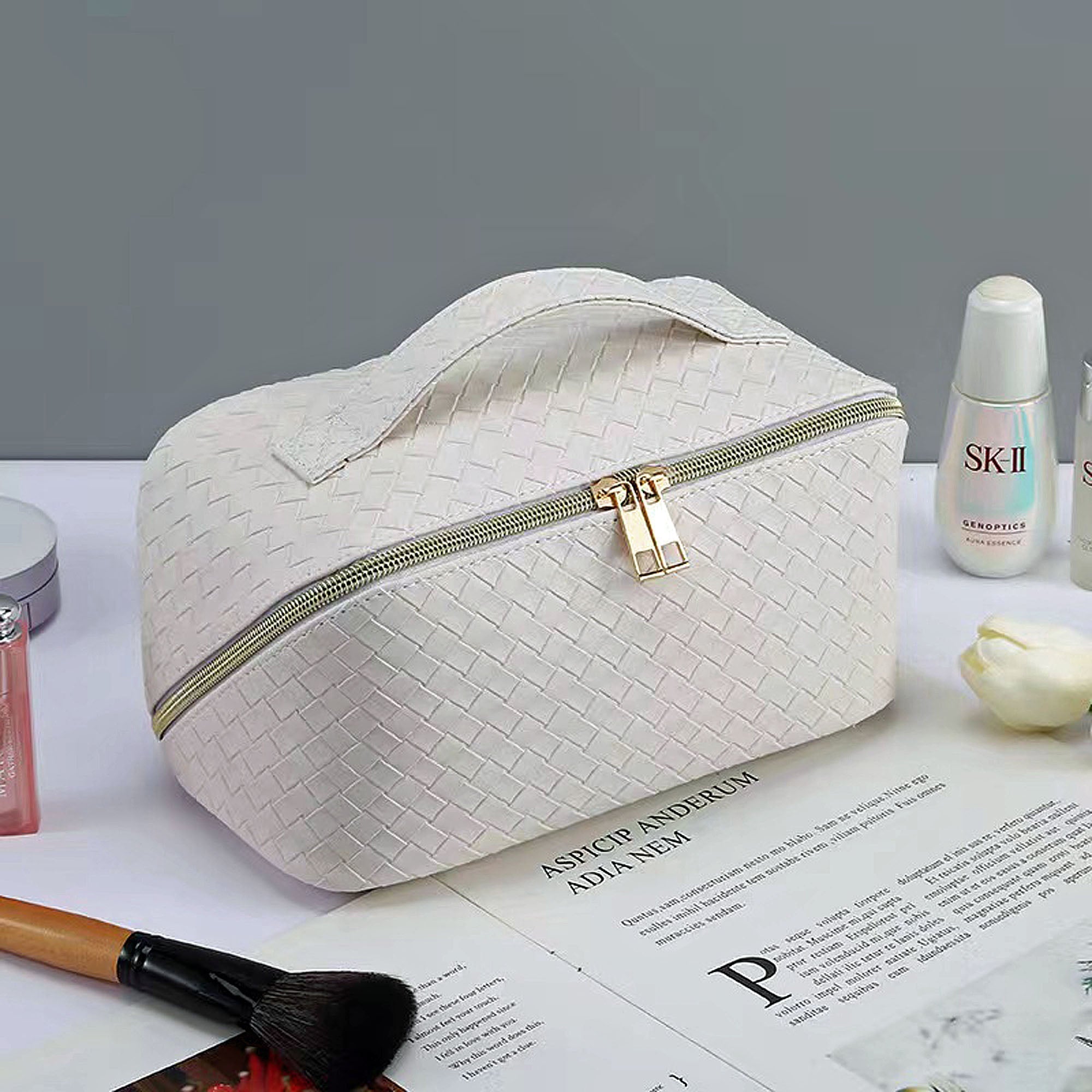 White PU Leather Makeup Bag – Large Capacity Travel Organizer
