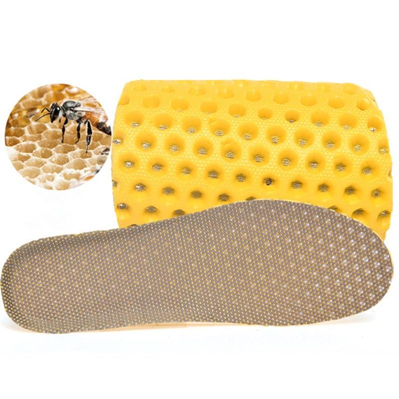 Men’s Water Shoes – Lightweight Mesh Aqua Shoes with Non-Slip Sole
