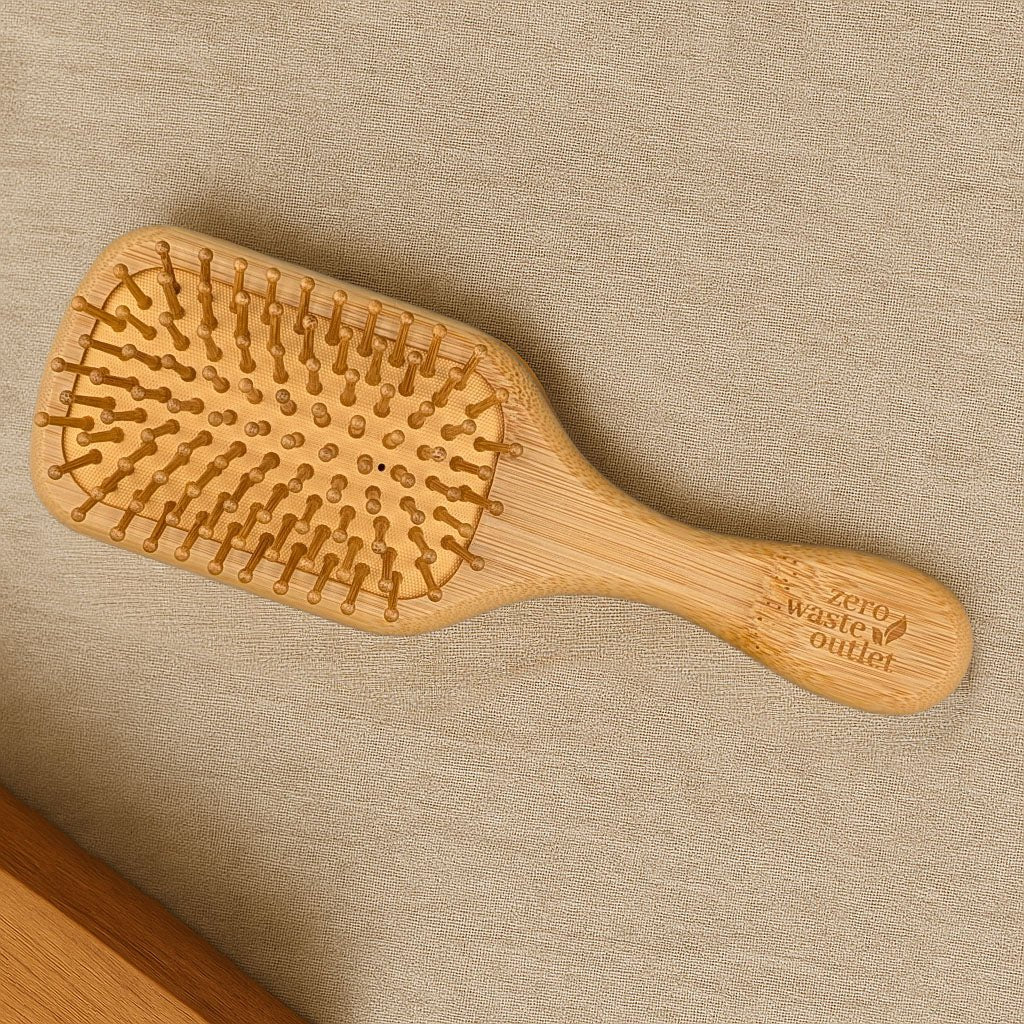 Mini Bamboo Paddle Hairbrush – Zero-Waste & Travel-Ready