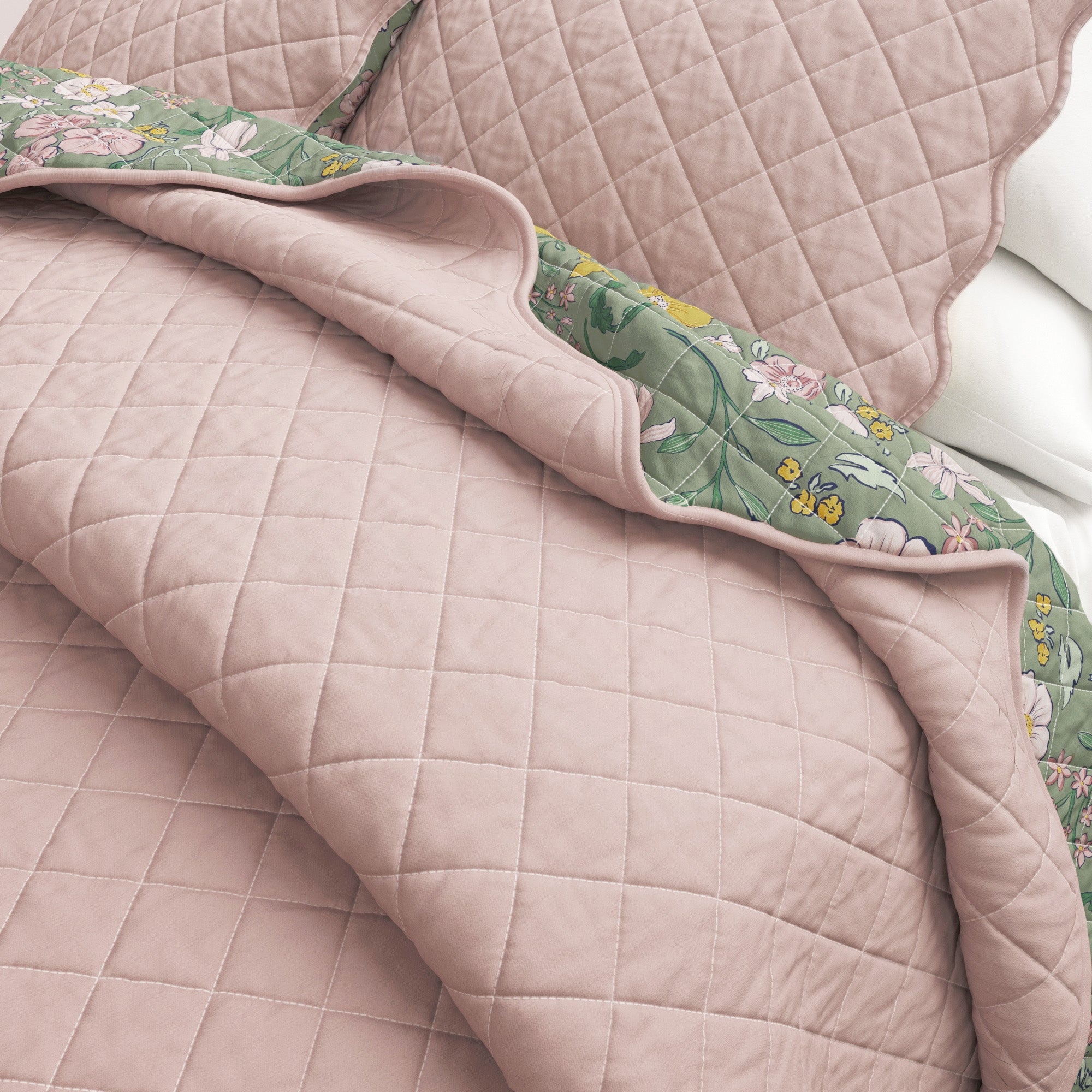 Floral Scalloped Edge Quilt Set — Reversible Cotton, Down Alternative | Vintage-Inspired