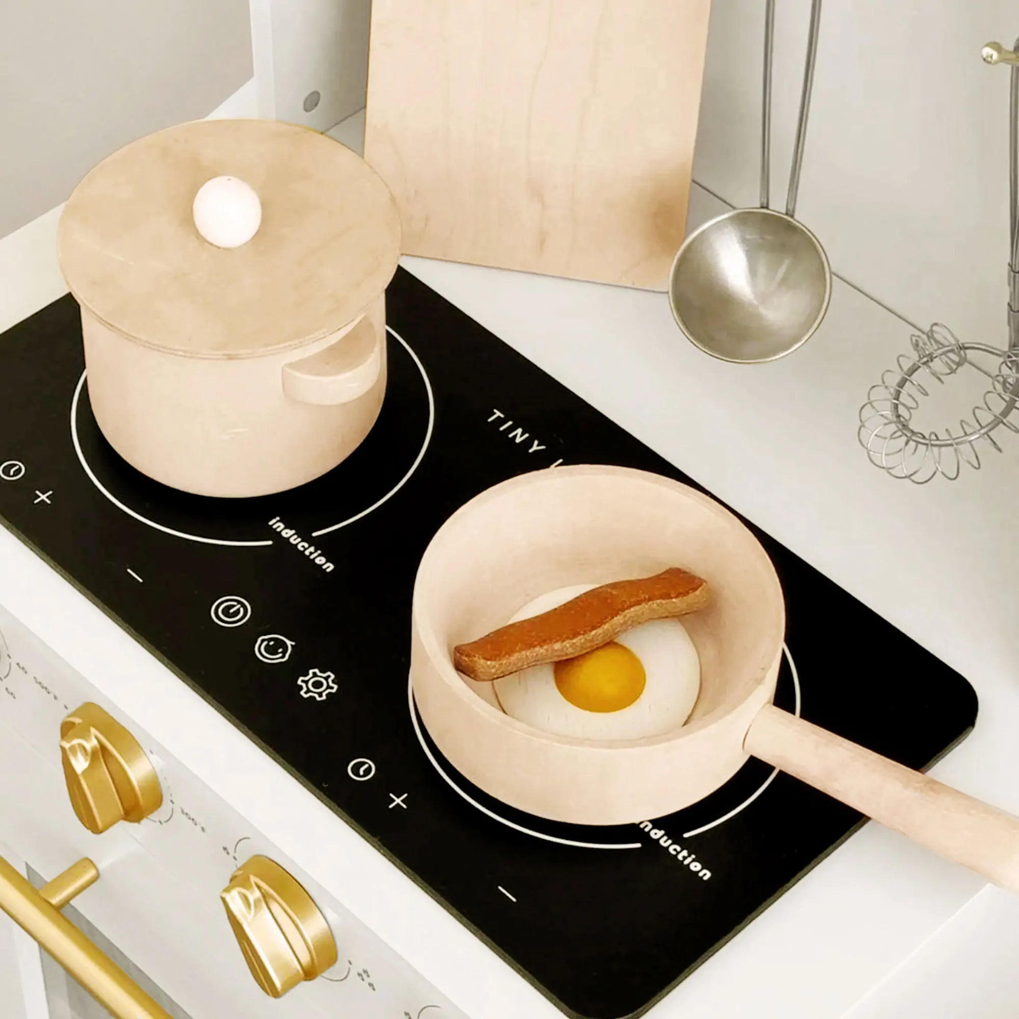 Luxurious Wooden Play Kitchen – Cream | Kids Pretend Play Chef Set