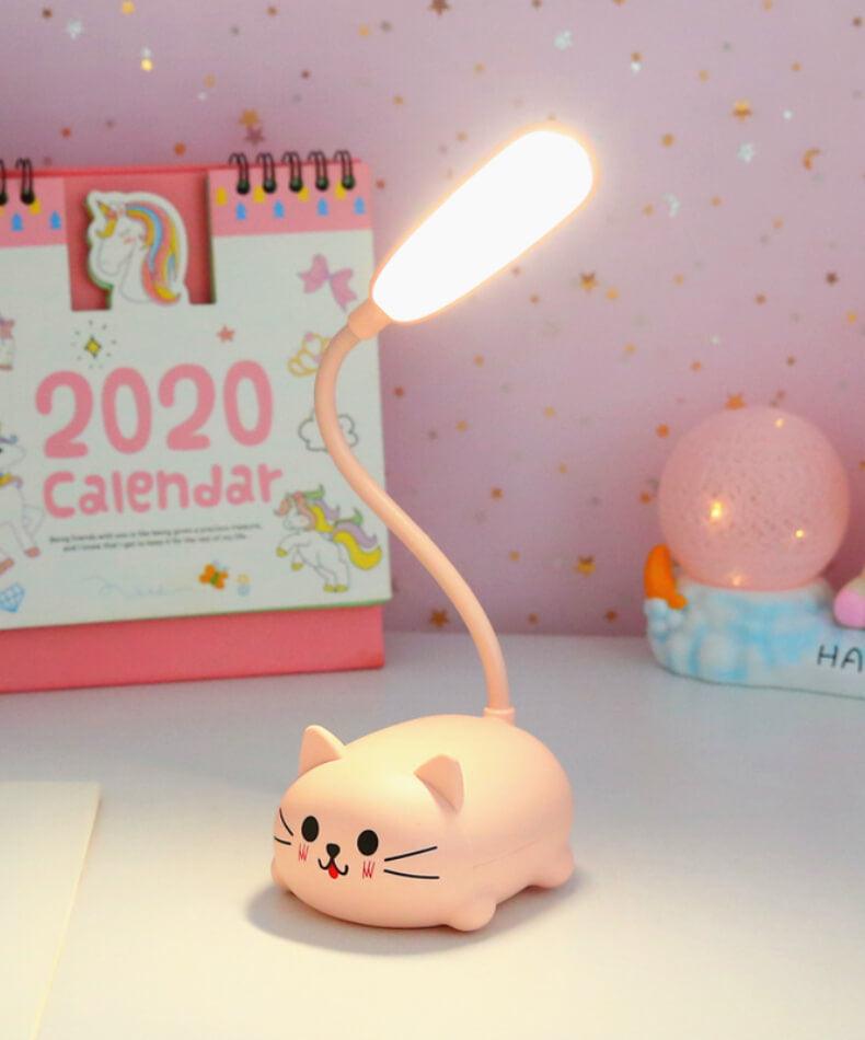 Cute Animal LED Desk Lamp for Kids — Flexible Gooseneck Bedside & Study Light