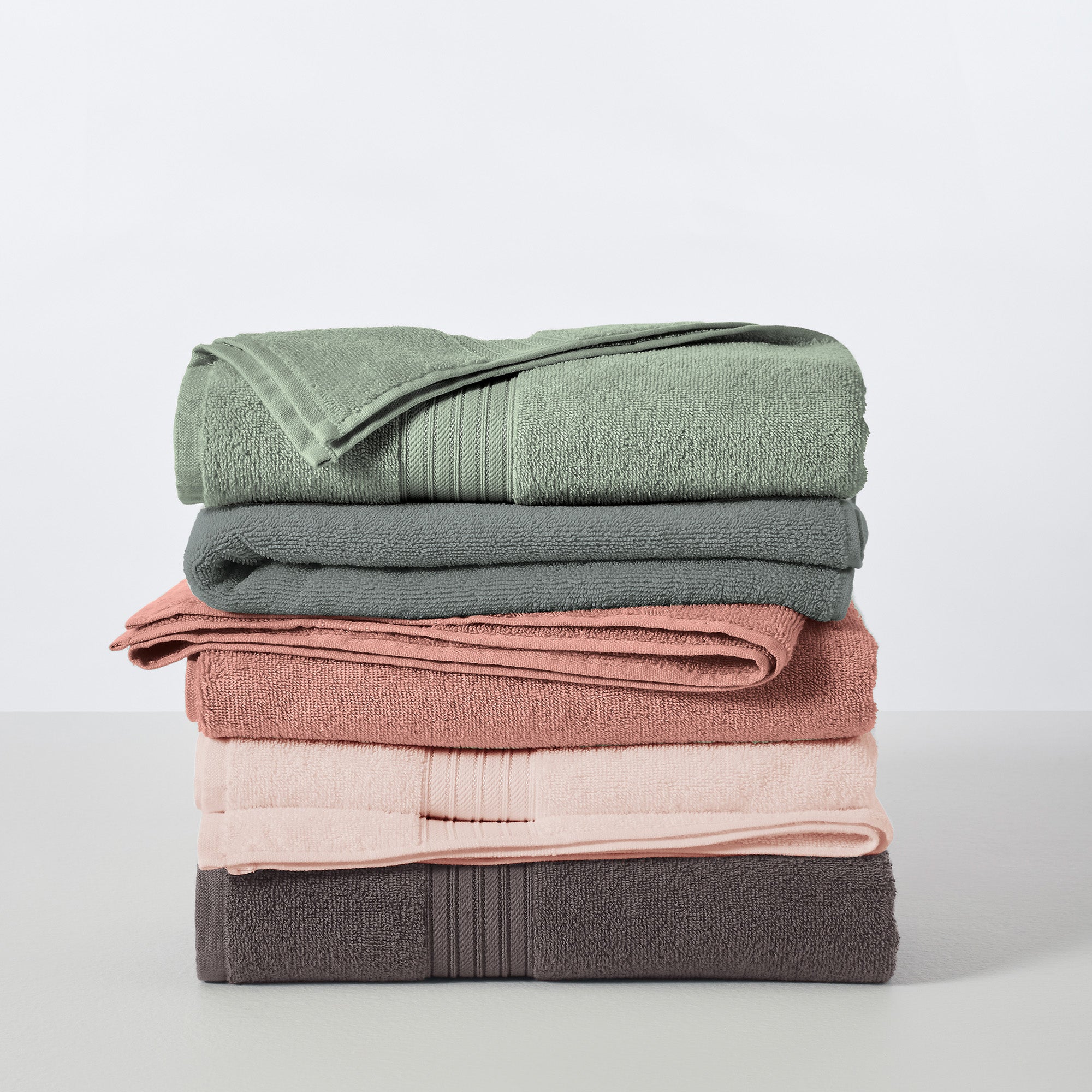 Feather Spun Cotton Bath Towels — Soft, Quick-Dry & Lightweight | Classic Bordered Style
